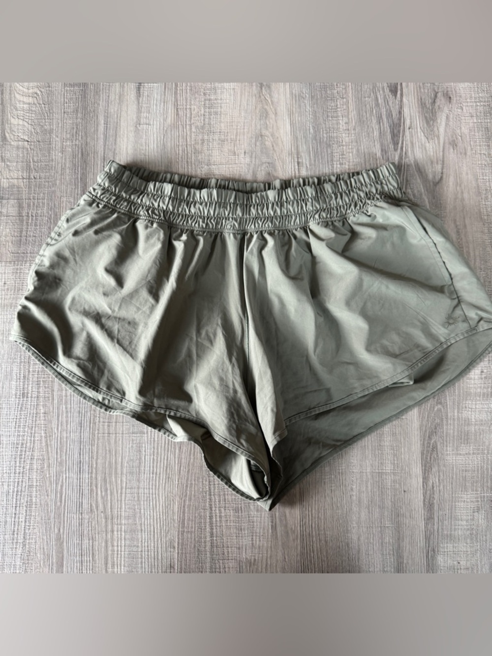 aerie Offline 2” Hot Stuff Short